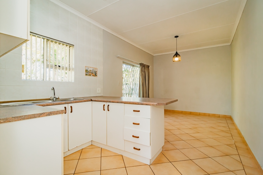 4 Bedroom Property for Sale in Heather Park Western Cape